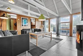 House with sauna, BBQ & terrace | Pets allowed - Image 2
