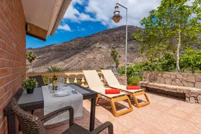 House with terrace, pool & garden | Suitable for remote work - Image 3