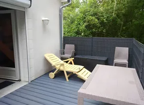 Cottage with terrace - Image 2