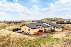 Holiday home with sauna & barbecue - Image 4
