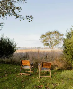 Aspe Beach House gazes towards the sea - Image 3