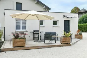 Pleasant apartment with garden, terrace & BBQ | Garden view | Pets allowed - Image 3