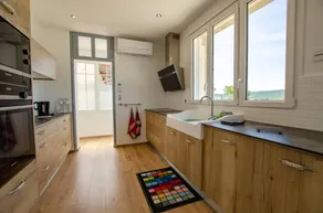 Ferienunterkunft mit Garten, Grill und Terrasse - Image 2