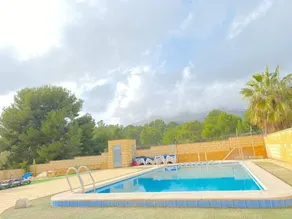 Fully equipped holiday home with barbecue, pool & garden | Mountain view | Good for workation - Image 2