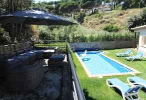Fully equipped big villa with garden, BBQ & private pool | Pet-friendly - Image 3