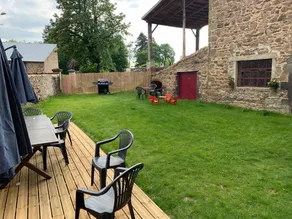Cottage with barbeque & garden - Image 3