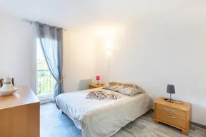 Appartement convivial et familial avec terrasse - Image 3