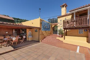 Schönes Ferienhaus mit Pool, Terrasse und Garten | Bergblick | Hunde erlaubt - Image 4