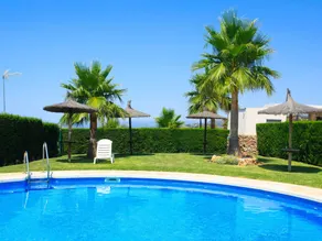 House with garden, pool & BBQ | Mountain view - Image 5