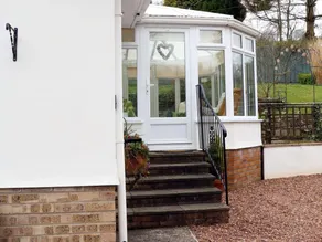 Cottage with garden | Dogs allowed - Image 2