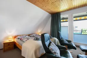 Apartamento con jardín - Image 4