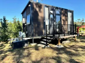 Relaxing Tiny House Nearby the Beach in Queensland, Australia - Image 3