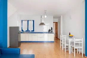 House with terrace | Beach view - Image 4