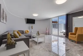 Ample villa with garden, BBQ & terrace - Image 3