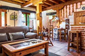 Fully equipped house with jacuzzi, BBQ & garden | Mountain view | Pets allowed - Image 4