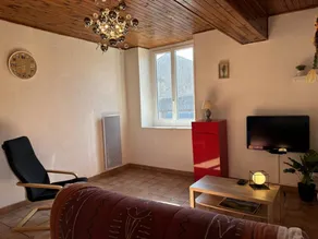 Gîte avec barbecue, jardin et terrasse - Image 4