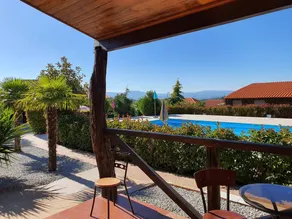 Family-oriented pleasant private room with private pool & garden | Nature view | Dogs allowed - Image 3