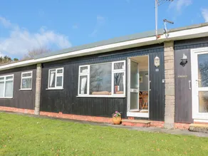 Kinderfreundliches Landhaus mit Terrasse | Strandblick | Haustiere sind willkommen - Image 3