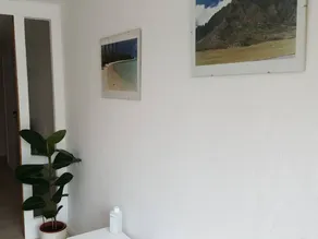 Apartment with terrace - Image 3
