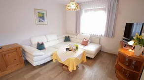 Holiday apartment with jacuzzi, sauna & terrace | Mountain view - Image 3