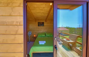 Villa with terrace, jacuzzi & barbeque - Image 3