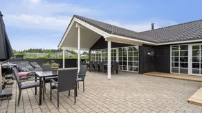 Weiträumiges Ferienhaus mit Pool, Terrasse und Whirlpool | Hunde erlaubt - Image 3