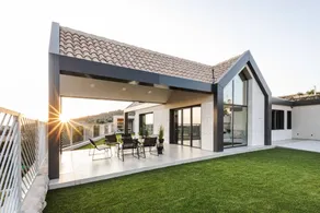 Fully equipped beautiful villa with terrace, BBQ & private pool - Image 2