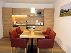 Family-friendly holiday apartment with garden & jacuzzi | Mountain view | Close to the ski | Pet-friendly - Image 3
