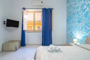Apartamento con internet de alta velocidad | Vistas a la ciudad - Image 5