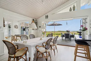 Fantastic summer house with sea view - Image 2