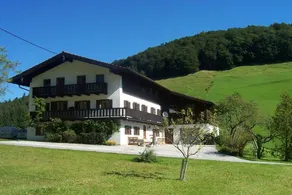 Attraente casa con giardino - Image 2