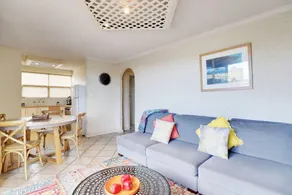 Family-friendly nice apartment | Lake view | Beach nearby | Suitable for remote work - Image 5
