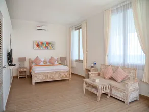 Lux Double room with sea-view bathtub - Image 4