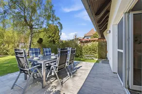 Ab an die frische Luft und den Urlaub im Garten des Ferienhauses genießen. - Image 3