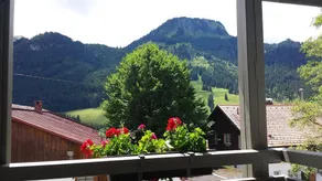 Appartement convivial et familial avec jardin, sauna et piscine - Image 2