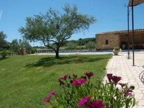 House with garden, private pool & terrace - Image 3