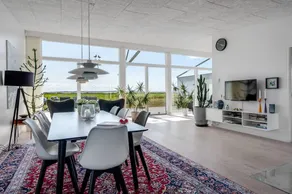 Holiday home with barbecue & terrace | Sea view - Image 5
