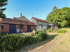 Children-friendly cottage with garden | Pets allowed - Image 2