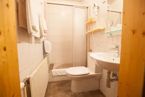 Privatzimmer mit Garten, Terrasse und Sauna - Image 3