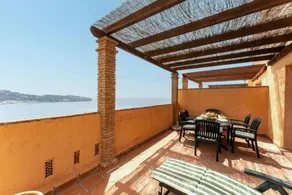 Farm with terrace & pool - Image 5
