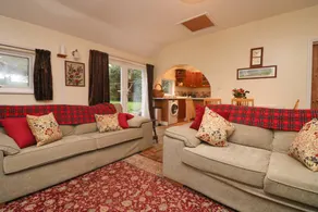 Family-friendly wonderful cottage with garden | Beach view | Pets allowed - Image 5