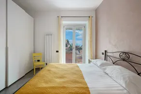 Room 'Camera Libeccio Sea View' with Sea View, Wi-Fi and Air Conditioning - Image 3