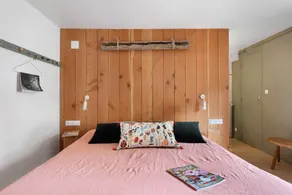 Bed & breakfast with terrace & garden - Image 2