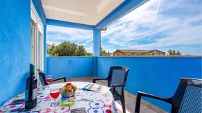 Apartamento con terraza y barbacoa - Image 5