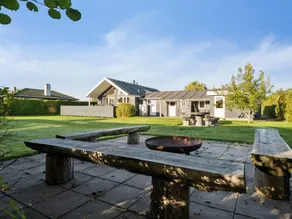 Children-friendly charming house with terrace & barbeque | Beach nearby | Pets allowed - Image 5