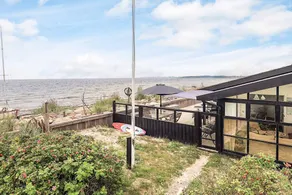Holiday home with terrace & garden | Next to the beach | Pets allowed - Image 4