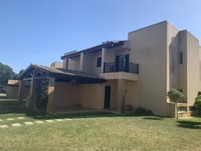 Maison de vacances avec jardin, piscine et barbecue | Vue jardin - Image 3