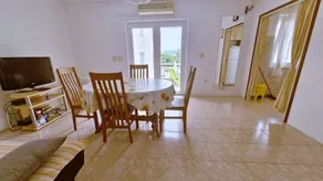 Holiday apartment with terrace & BBQ | Sea view - Image 2