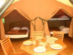 Tent with pool & terrace | Garden view - Image 5