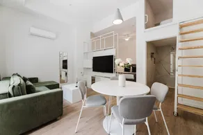 Flat with terrace - Image 4